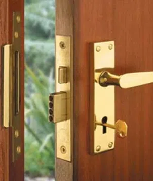 Community Locksmith Store Pinellas Park, FL 727-828-6573 - emergency-locksmith-opening