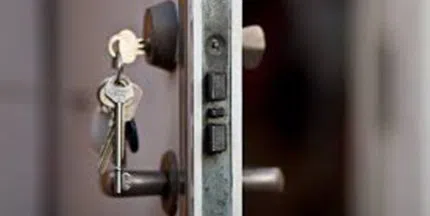 Community Locksmith Store Pinellas Park, FL 727-828-6573 - key-making